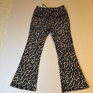 AFRM Leopard High-Waisted Zip Pocket Flare Bell Bottom Jeans/Pants size 26